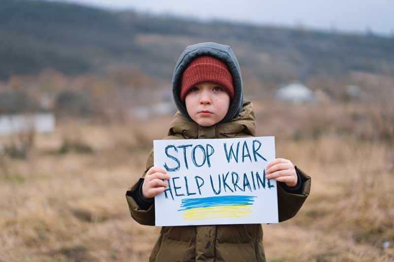 Rússia bombardeia escola no sudeste da Ucrânia